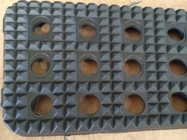 Pisaderas Cursor 330